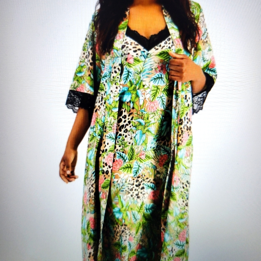 INC, Leopard Robe